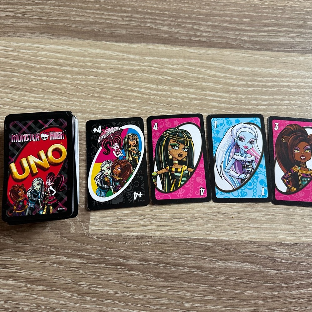 Monster High UNO Card Game